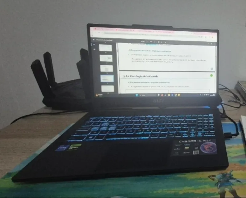 MSI Cyborg 15 16GB RAM RTX 4060 i7