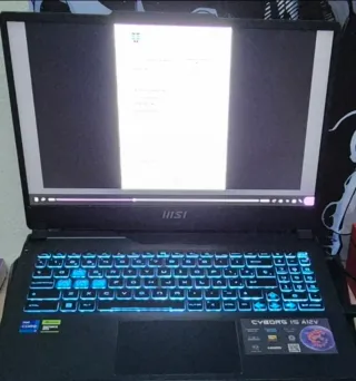 MSI Cyborg 15 16GB RAM RTX 4060 i7
