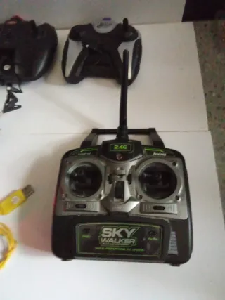 Conjunto Helicópteros RC y Mandos.