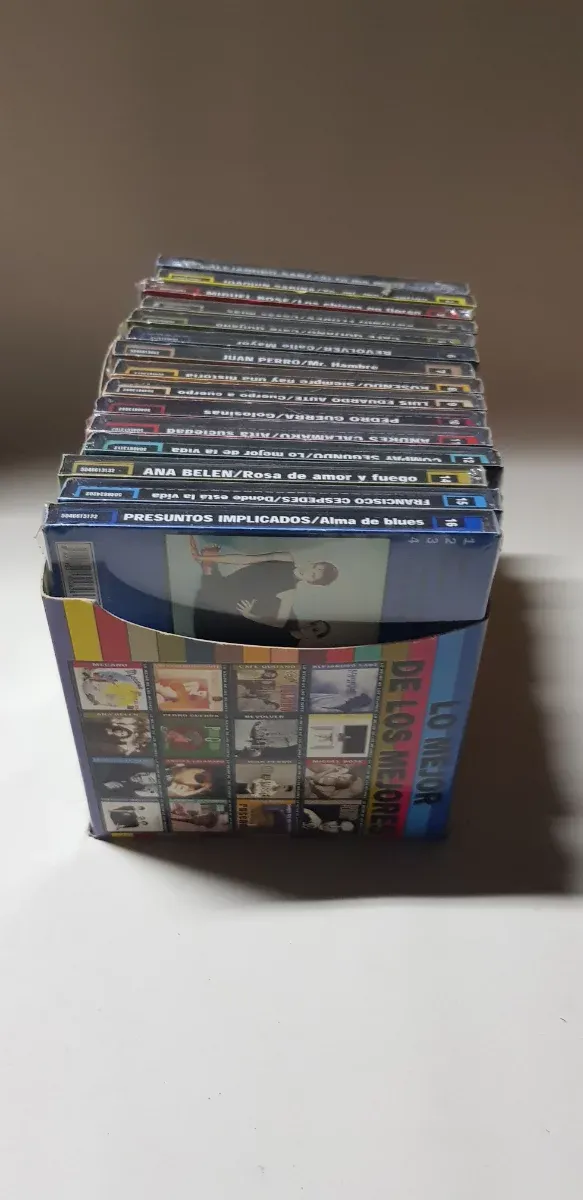 Lote 16 CDs Música Pop Rock Latino