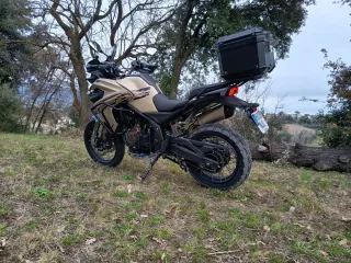 Voge 650 DSX Beige/Negro 1800km