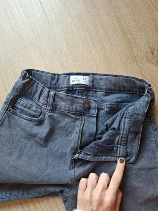 Pantalón niño gris