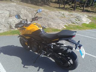 Triumph Tiger Sport 800 Amarilla