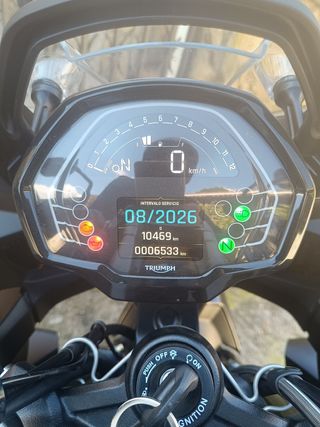 Triumph Tiger Sport 800 Amarilla