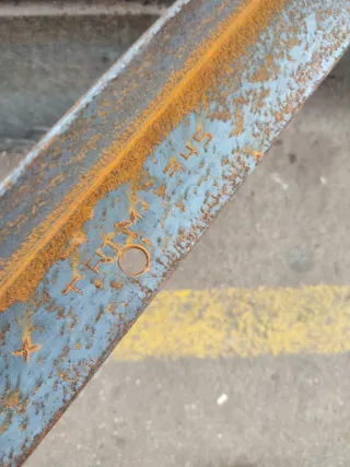 Ángulo hierro 60x60.