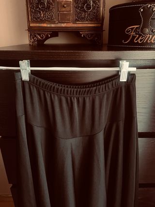 Falda Flamenco Negra con Volante Rojo Talla XL