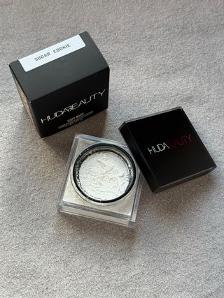 Huda Beauty Easy Bake Sugar Cookie