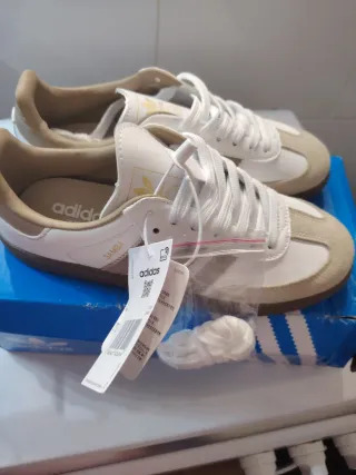 Adidas Samba Beige y Blanco Talla 39