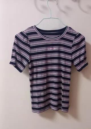 Camiseta Levi's rayas azul y rosa