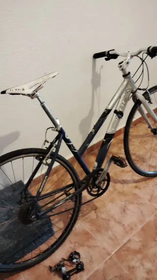 Bicicleta Orbea Paseo Shimano Deore