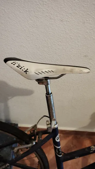 Bicicleta Orbea Paseo Shimano Deore