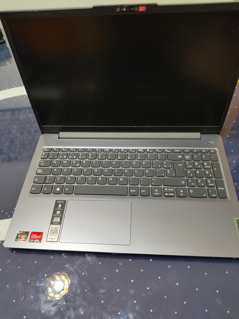 Lenovo IdeaPad Slim 3 Ryzen 7 16GB RAM 512GB SSD afbeelding 4