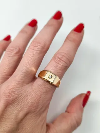 Anillo sello Oro 18kt con Diamante