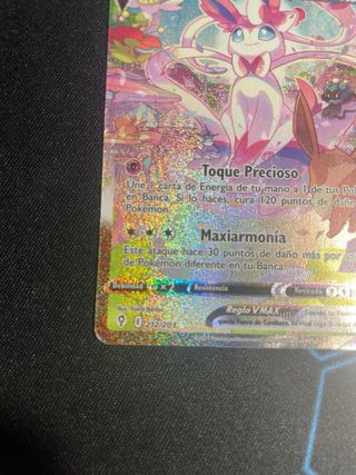 Sylveon VMAX 212/203 Carta Pokémon