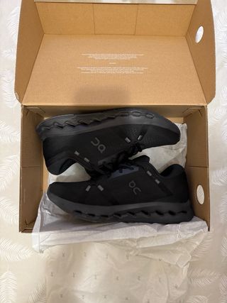 Zapatillas On Cloud Cloudsurfer 2 Negras