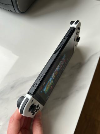 Nintendo Switch OLED + accessori. COME NUOVA