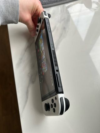 Nintendo Switch OLED + accessori. COME NUOVA