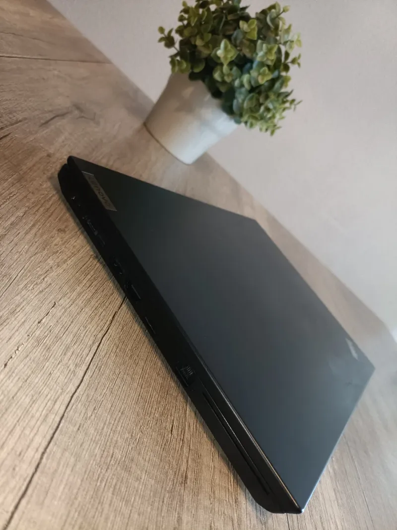 Portátil Lenovo Negro afbeelding 2