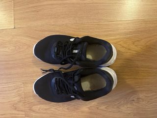 Zapatillas Nike Running Mujer Negras Blancas