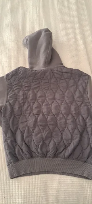 Sudadera Zara niño Talla 9-10 / 140 cm