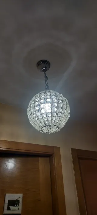 Lámpara de techo colgante.