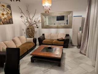 Mesa de centro exótica madera.