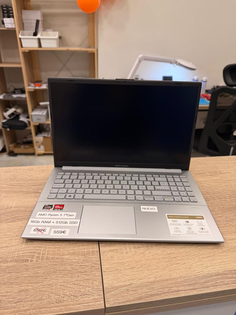 Asus Vivobook Ryzen 5 16GB RAM 512GB SSD