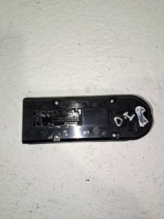 MANDO ELEVALUNAS DELANTERO IZQUIERDO OPEL ZAFIRA TOURER (2)