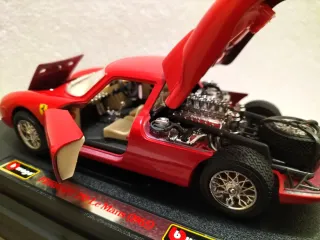 Bburago Ferrari 250 Le Mans 1965 1:24