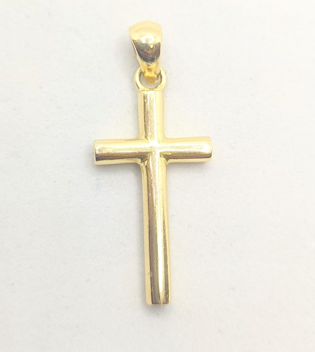 Colgante Cruz de oro de 18k, 3.69 g.