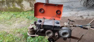 Motocultor Montesa con piezas