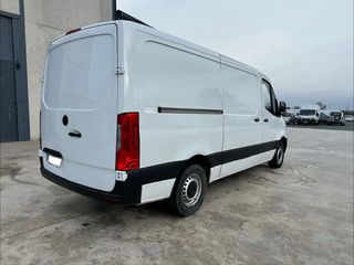 Mercedes-Benz Sprinter 2022