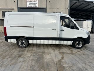 Mercedes-Benz Sprinter 2022