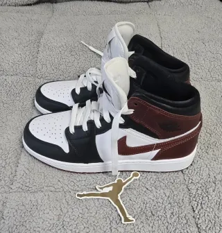 Zapatillas Jordan 1 Mid