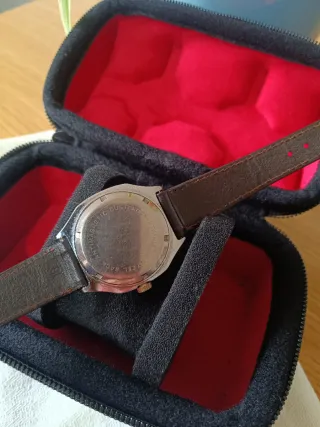 Reloj Sorienter Calendar Antimagnético