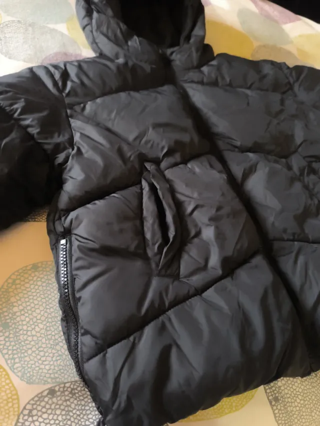 Abrigo Zara niña negro. Talla 10 años.