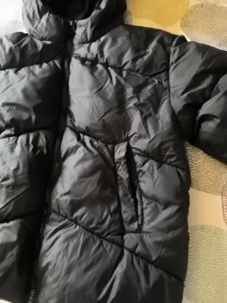 Abrigo Zara niña negro. Talla 10 años.