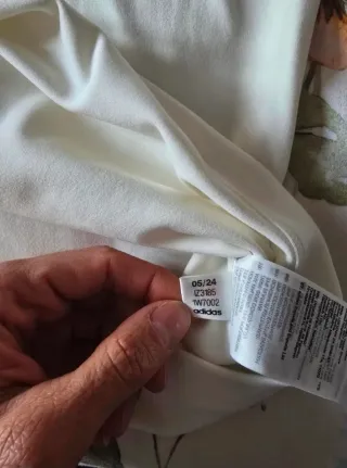 Adidas Polo Premium Manga Larga. Talla M.Agotado.