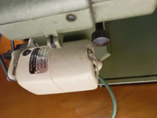 Máquina de coser Refrey Transforma