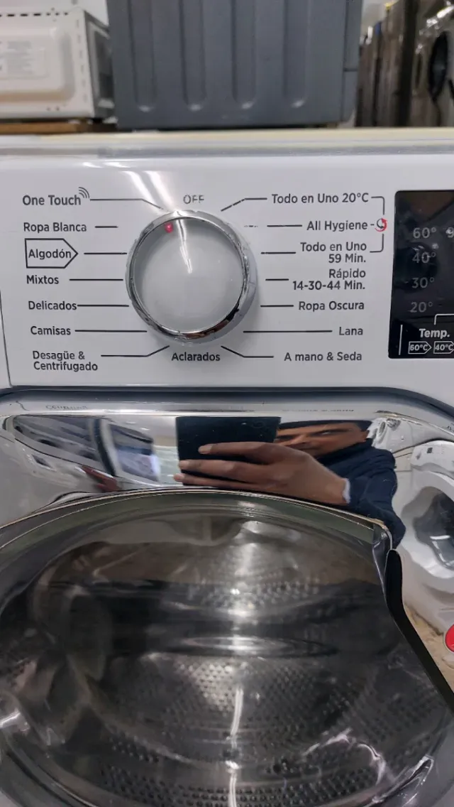 Lavadora Hoover Silent Inverter 8kg 1500 RPM