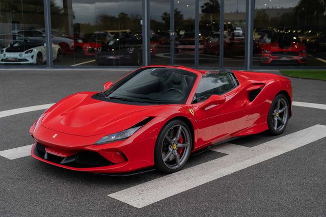 FERRARI F8 SPIDER V8 720CV