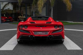 FERRARI F8 SPIDER V8 720CV