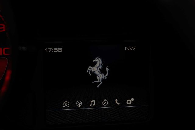 FERRARI F8 SPIDER V8 720CV