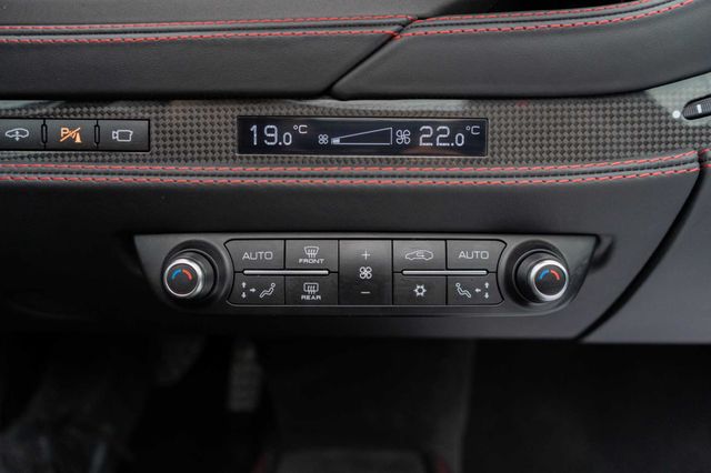 FERRARI F8 SPIDER V8 720CV