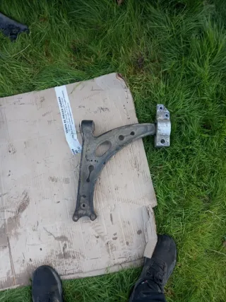 Trapecio derecho Golf 6