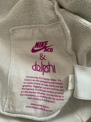 Sudadera Nike ACG x Delphi Collective Talla XL
