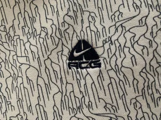 Sudadera Nike ACG x Delphi Collective Talla XL