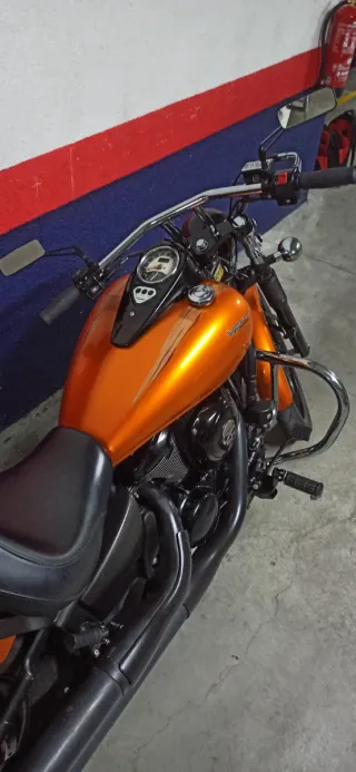 Kawasaki Vulcan 900 Custom Naranja
