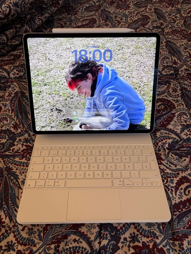 iPad Air 13” + Magic Keyboard + Pencil Pro