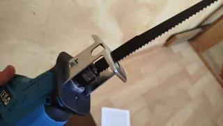 NUEVA! Sierra de sable inalámbrica con 2 Baterías